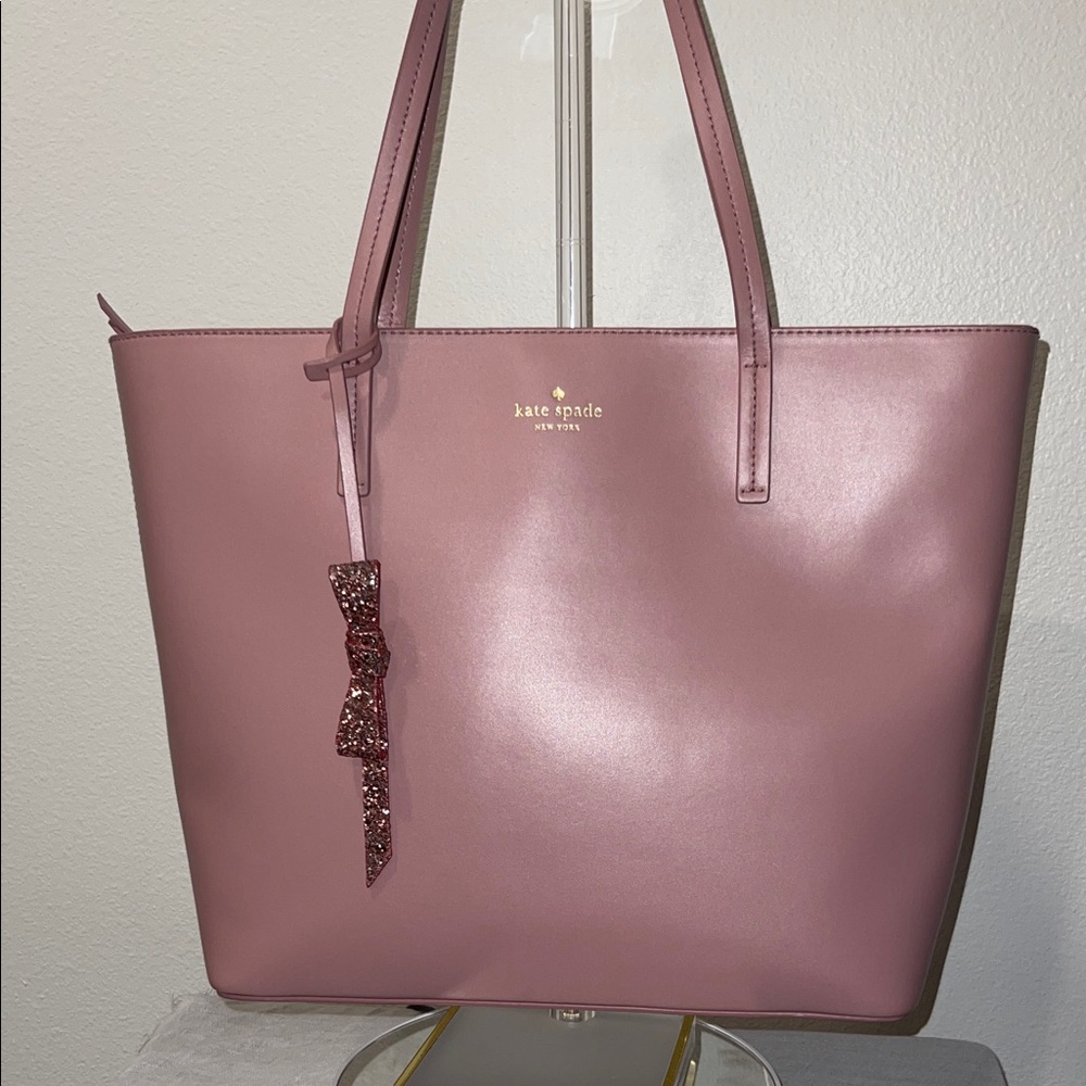 Kate Spade Seton Drive Karla Tote with Sequin Bow Charm NWOT. SOLD